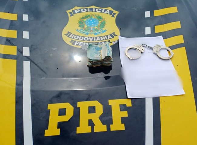 Dinheiro apreendido no momento da abordagem