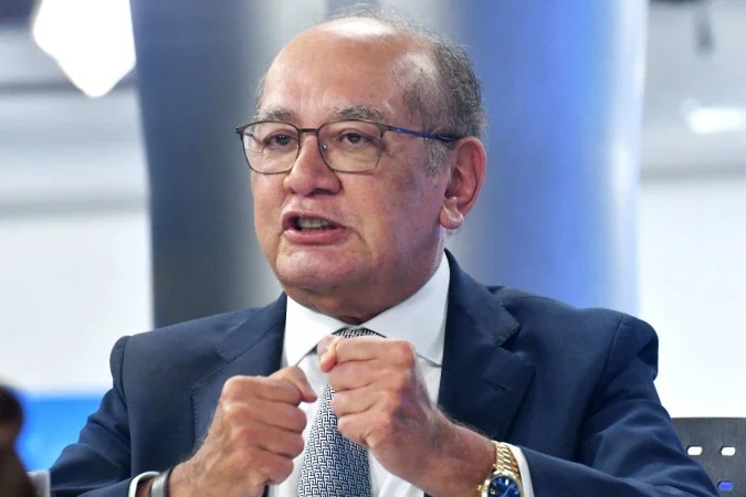 Gilmar Mendes defende continuidade de inquérito em meio a ataques ao STF