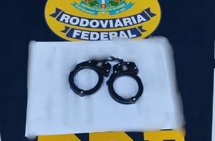 Homem com mandado em aberto é preso durante abordagem na BR-316. (Foto: Reprodução/PRF)