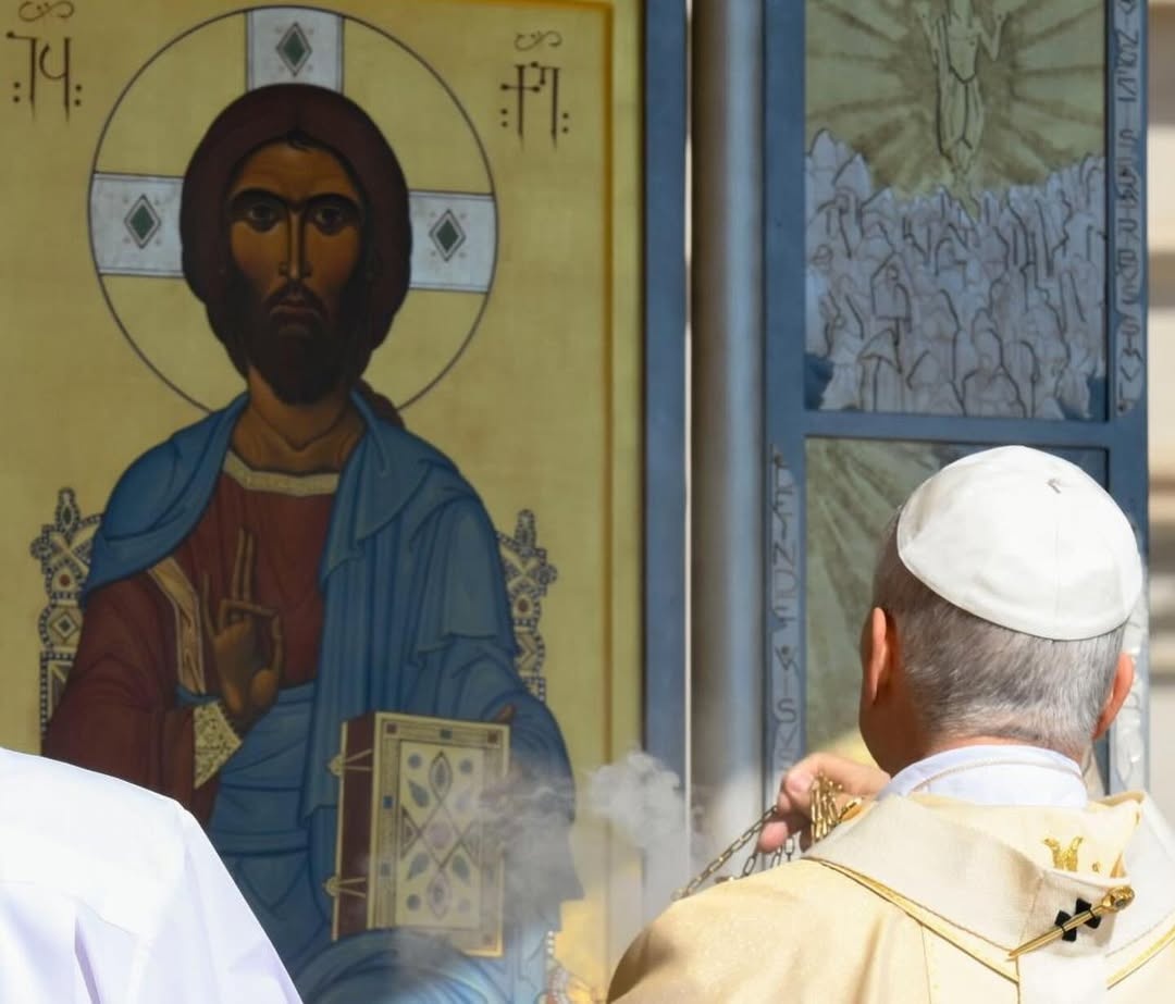 Papa Leão em missa na celebração do domingo de Páscoa
