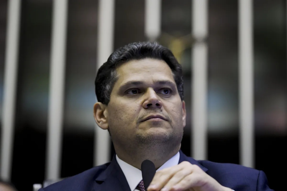 Senador Davi Alcolumbre (União-AP)