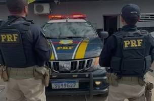 Suspeito foi preso após usar identidade falsa e tentar fugir da delegacia (Foto: Reprodução)