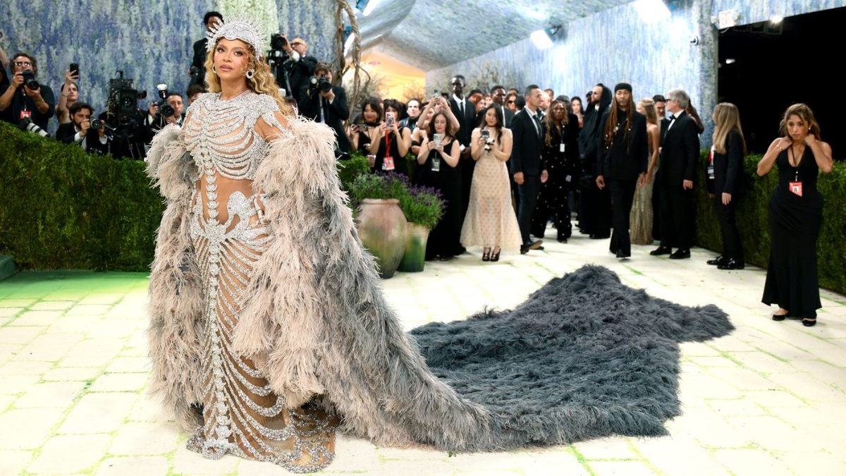 Beyoncé fez referência a estruturas ósseas