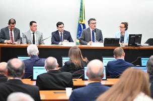 Comissão da Câmara acelera negociações sobre o fim da jornada 6x1. (Foto: : Zeca Ribeiro/Câmara dos Deputados)