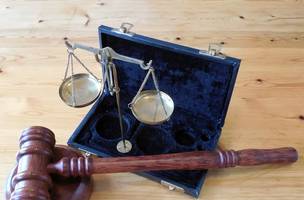 Debate entre Senado e STF reacende discussão sobre supersalários no Judiciário. (Foto: Succo/Pixabay)
