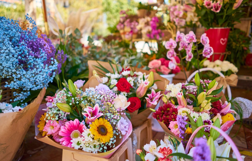 Dia das Mães impulsiona produção e vendas no mercado brasileiro de flores.
