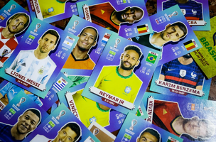 Figurinhas da Copa (Foto: Aloisio Mauricio | foto arena | Estadão Conteúdo)