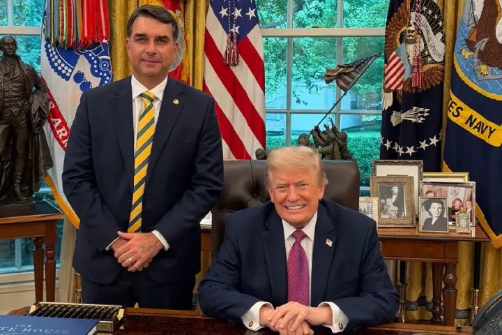 Flavio Bolsonaro e Trump. No que isso rende?