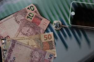 Governo quer usar recursos esquecidos em bancos para bancar renegociação de dívidas. (Foto: Marcello Casal Jr/Agência Brasil)