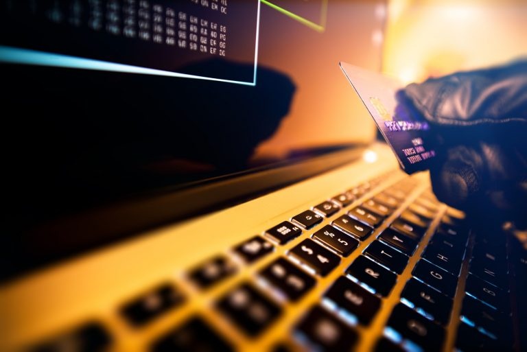 Lei endurece punições e amplia alcance contra crimes digitais