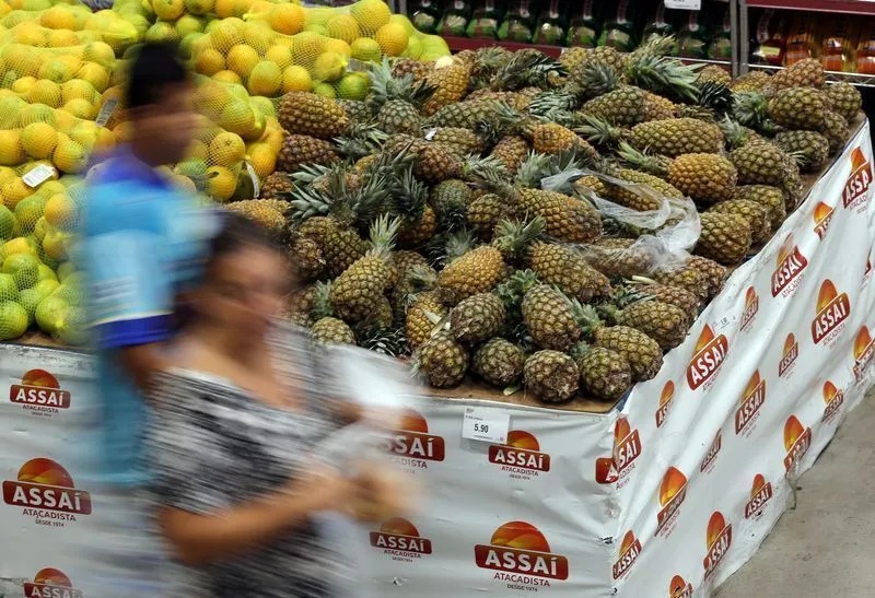 Leite, carnes e medicamentos lideraram a alta de preços em abril.