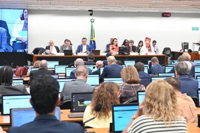 Negociações avançam, mas dois temas permanecem como entraves no acordo político