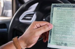 PEC propõe novo cálculo do IPVA e teto nacional para cobrança do imposto. (Foto: Reprodução)