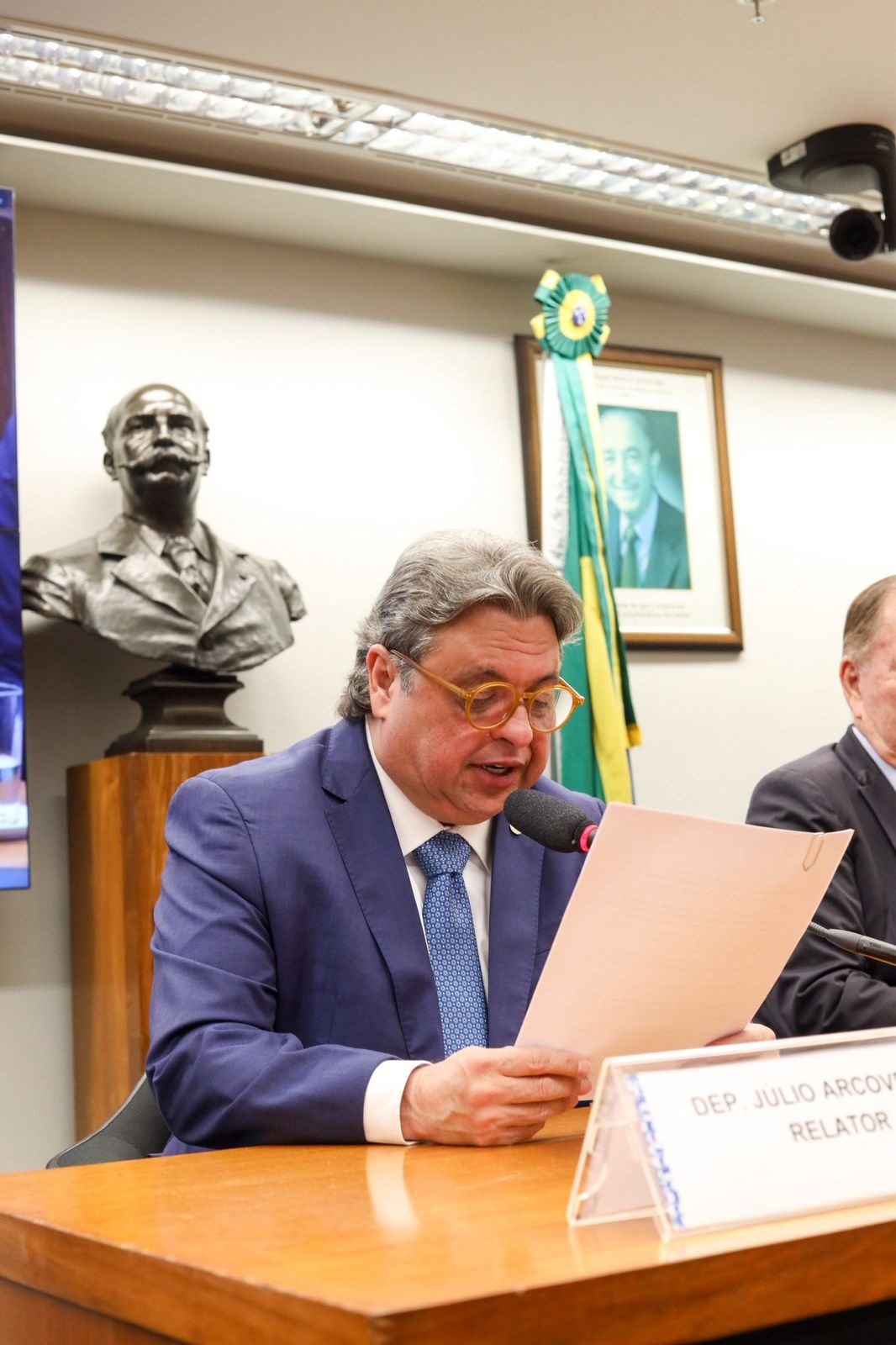 Projeto trata de aposentadoria especial para agentes de saúde