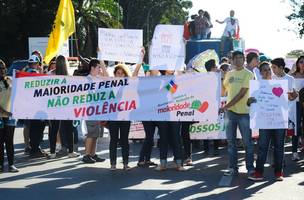 Protesto contra maioridade penal (Foto: JOSÉ CRUZ/AGÊNCIA BRASIL)