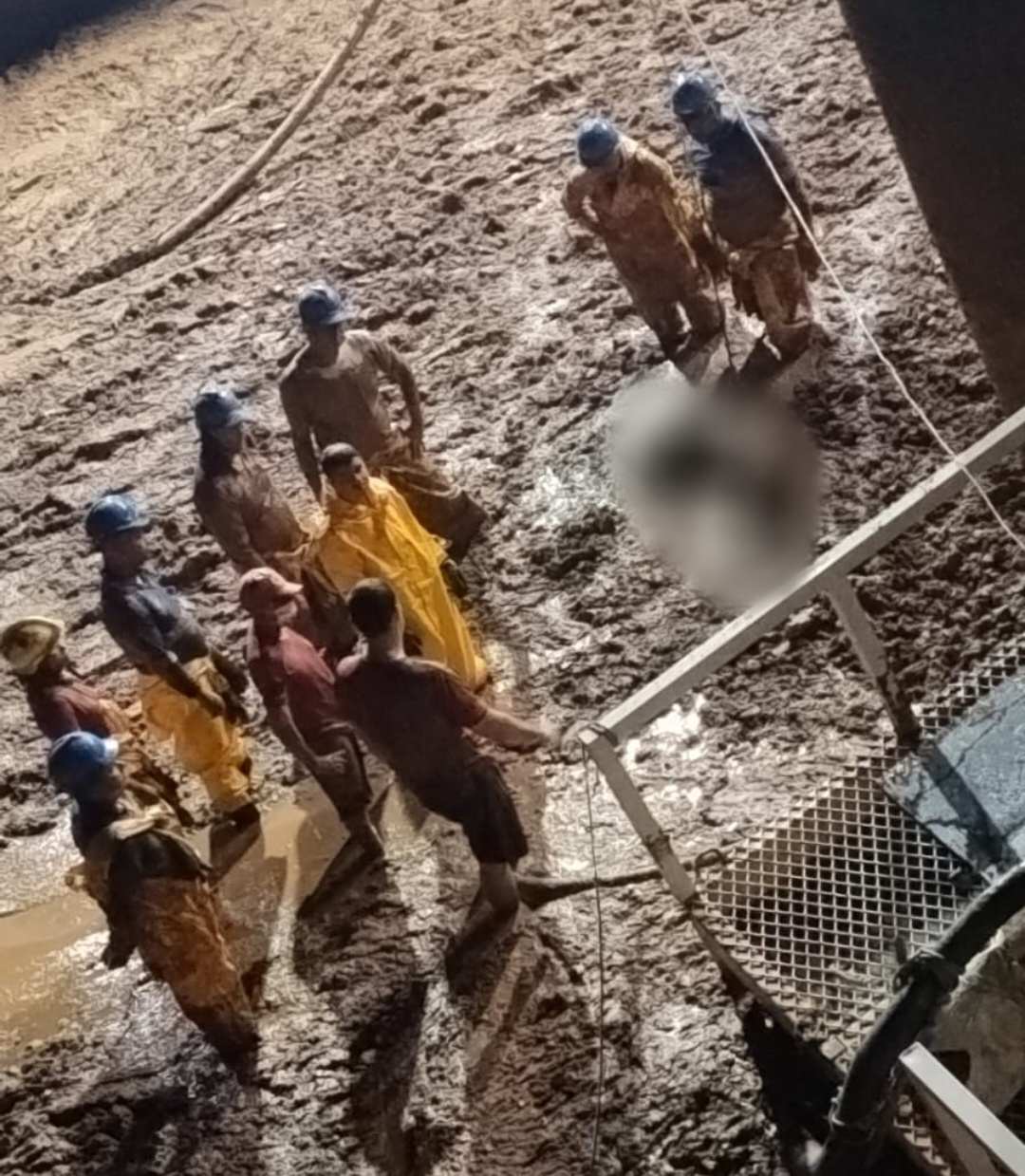 Resgate ocorreu na manhã deste domingo (17)