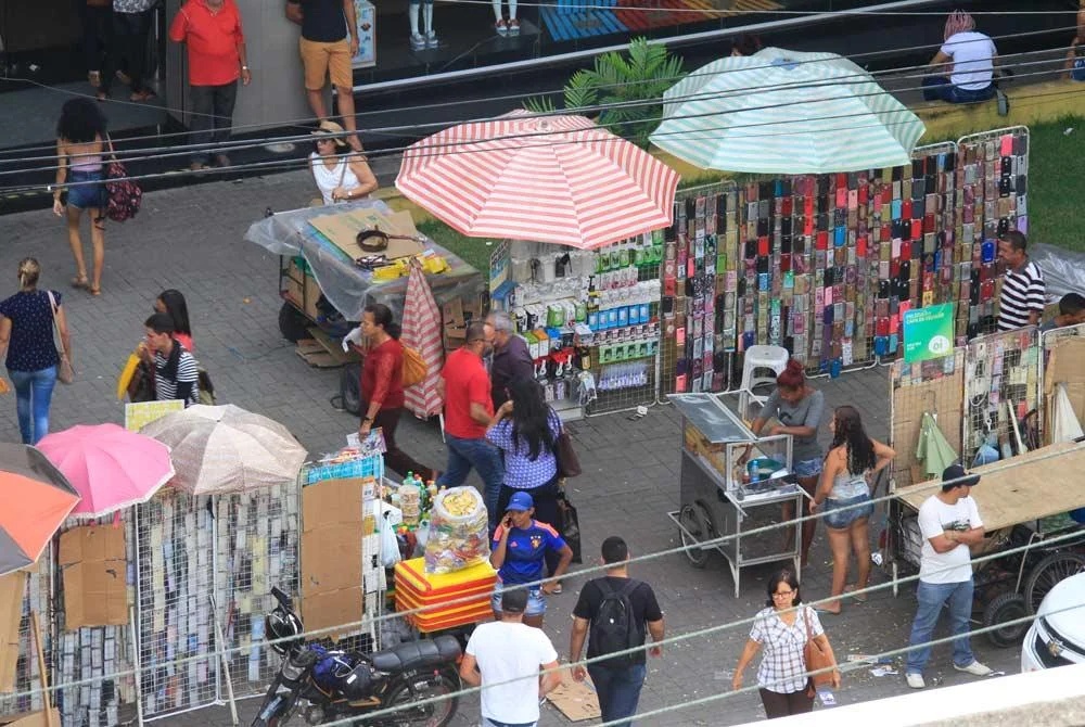 Trabalho autônomo sem registro lidera ocupação no Piauí em 2026.
