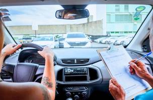 Uso de carro particular na CNH gera dúvidas sobre validade do seguro automotivo. (Foto: Reprodução)