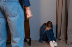 Violência sexual contra crianças segue em alta no país, aponta levantamento. (Foto: reprodução/Freepik)