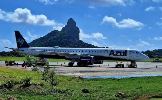 Alta do combustível leva Azul a reavaliar frequências e destinos de sua malha aérea.