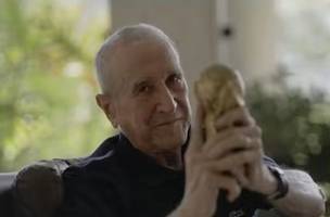Campeão mundial em 1994, Parreira está internado em hospital no Rio de Janeiro. (Foto: Reprodução/Jornal Nacional)