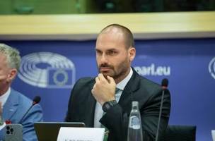 Eduardo Bolsonaro será julgado pela Primeira Turma do STF após decisão de Moraes. (Foto: Reprodução)