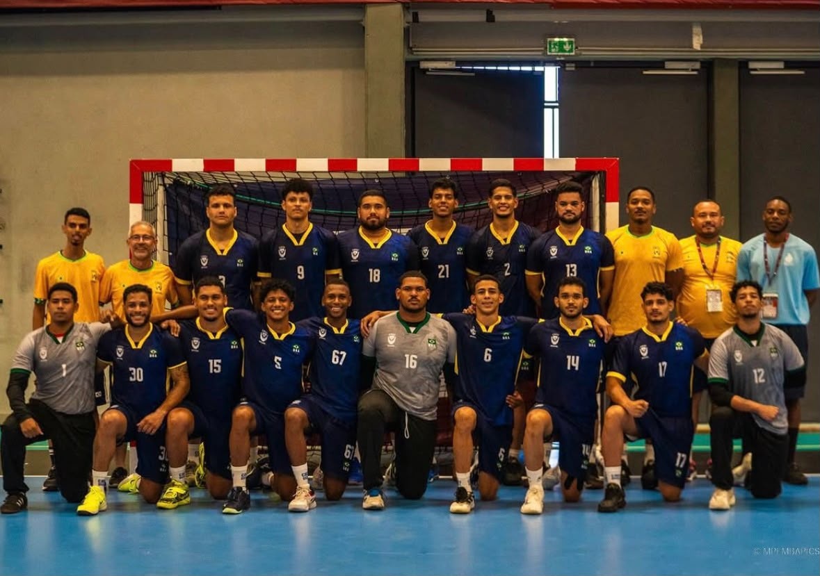Equipe piauiense garante medalha de prata e coloca o Brasil entre os melhores do Mundial Universitário.