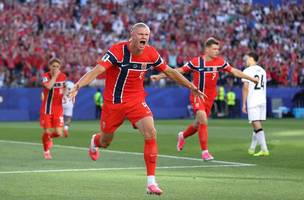 Erling Haaland na estreia da Noruega contra o Iraque na Copa do Mundo (Foto: Getty Images)