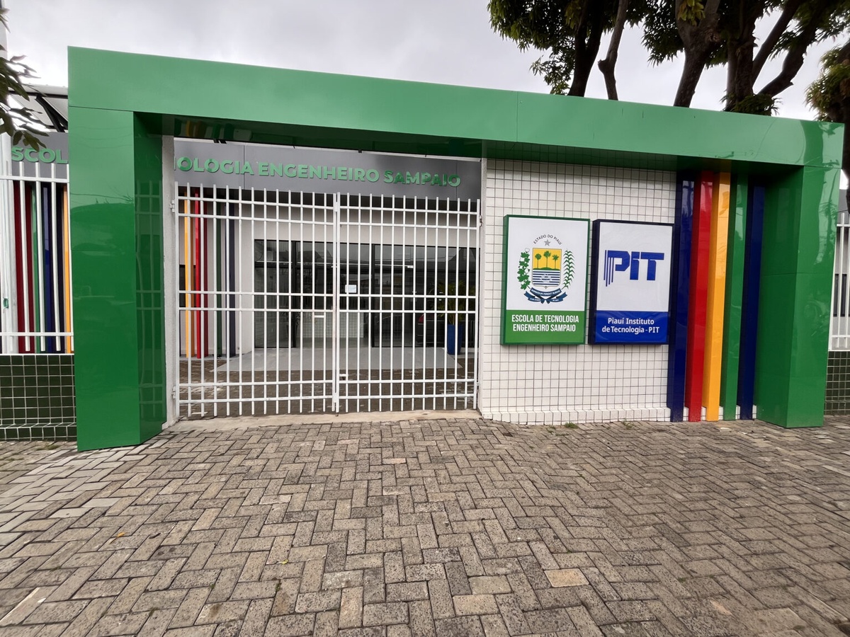 Escola de Tecnologia Engenheiro Sampaio