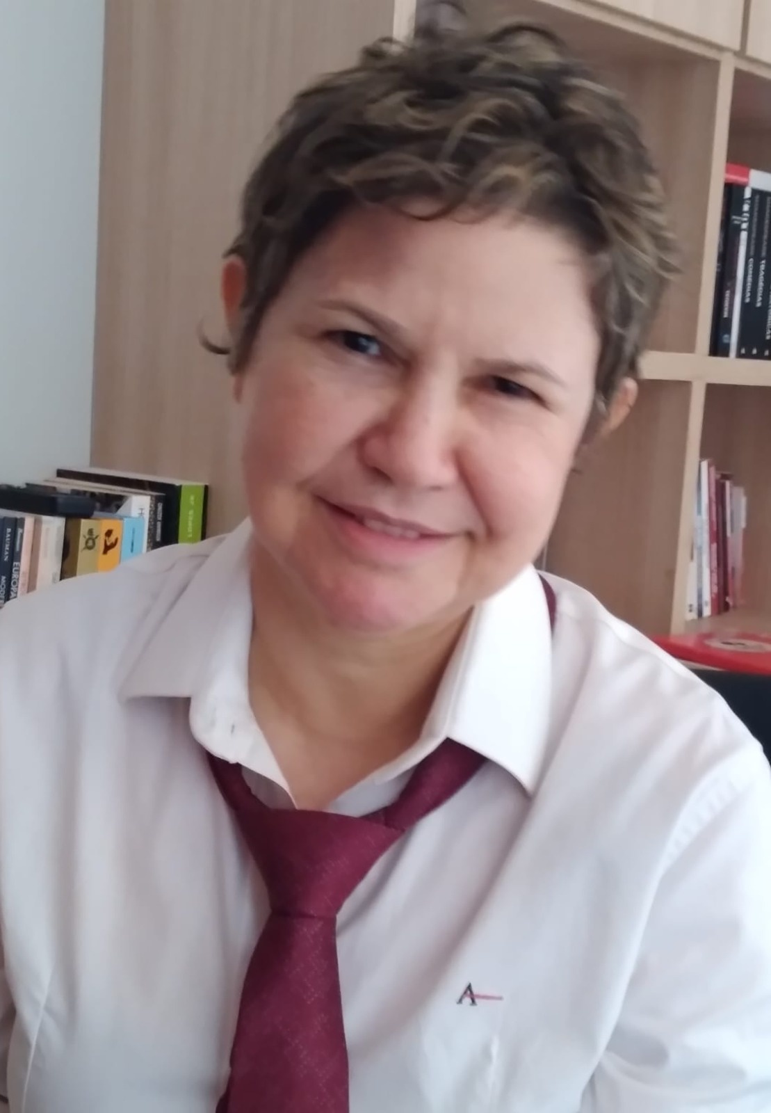 Escritora Jeanete Fortes