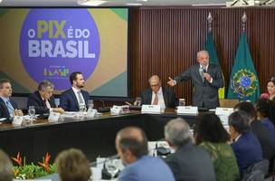 Governo brasileiro avalia alternativas comerciais após anúncio de tarifas dos EUA. (Foto: Marcelo Camargo/Agência Brasil)