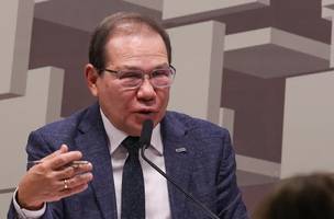 Nelson Souza afirmou ao Senado que o BRB precisa reforçar seu caixa para enfrentar perdas ligadas ao Banco Master. (Foto: Lula Marques/Agência Brasil.)