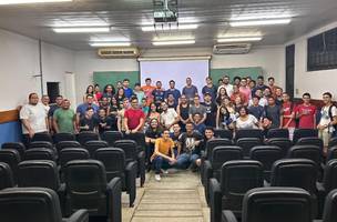 Projeto de extensão “THE²: Theoremas e Teorias” amplia debates sobre a Matemática e suas possibilidades profissionais (Foto: Divulgação / UFPI)