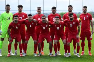 Seleção iraniana teme impactos logísticos após restrições de permanência nos Estados Unidos durante a Copa. (Foto: Orhan Cicek/Anadolu via Getty Images)