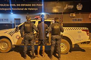 Suspeito foi conduzido a Delegacia Seccional de Valença (Foto: Divulgação/Polícia Civil do Piauí)