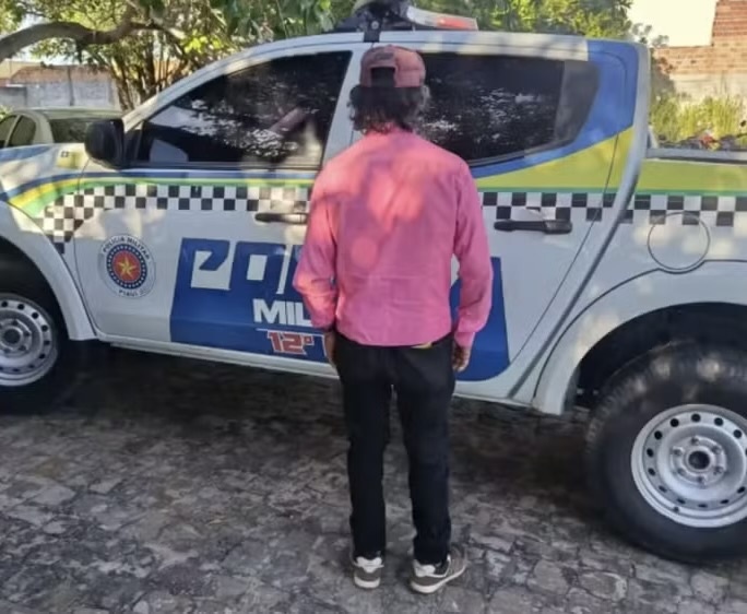 Suspeito foi preso na tarde desta segunda-feira (22)