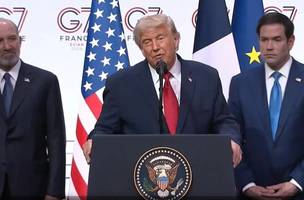 Trump comentou o cenário político brasileiro após encontro com Lula durante o G7. (Foto: Reuters)