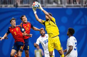 Vozinha brilhou diante da Espanha e garantiu o primeiro ponto de Cabo Verde em Copas do Mundo. (Foto: Marvin Ibo Guengoer - GES Sportfoto/Getty Images)