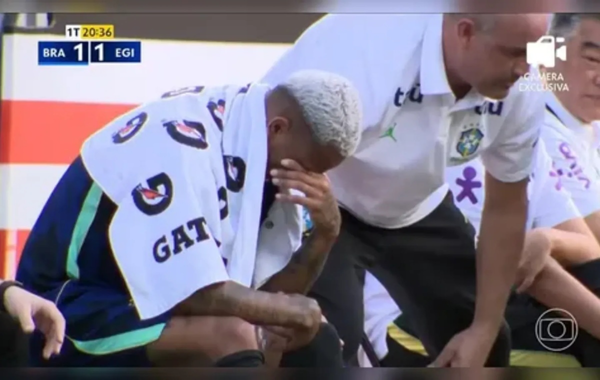 Wesley sofreu lesão durante o amistoso contra o Egito