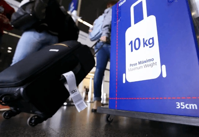 Anac restringiu operações da Flybondi após série de cancelamentos de voos.