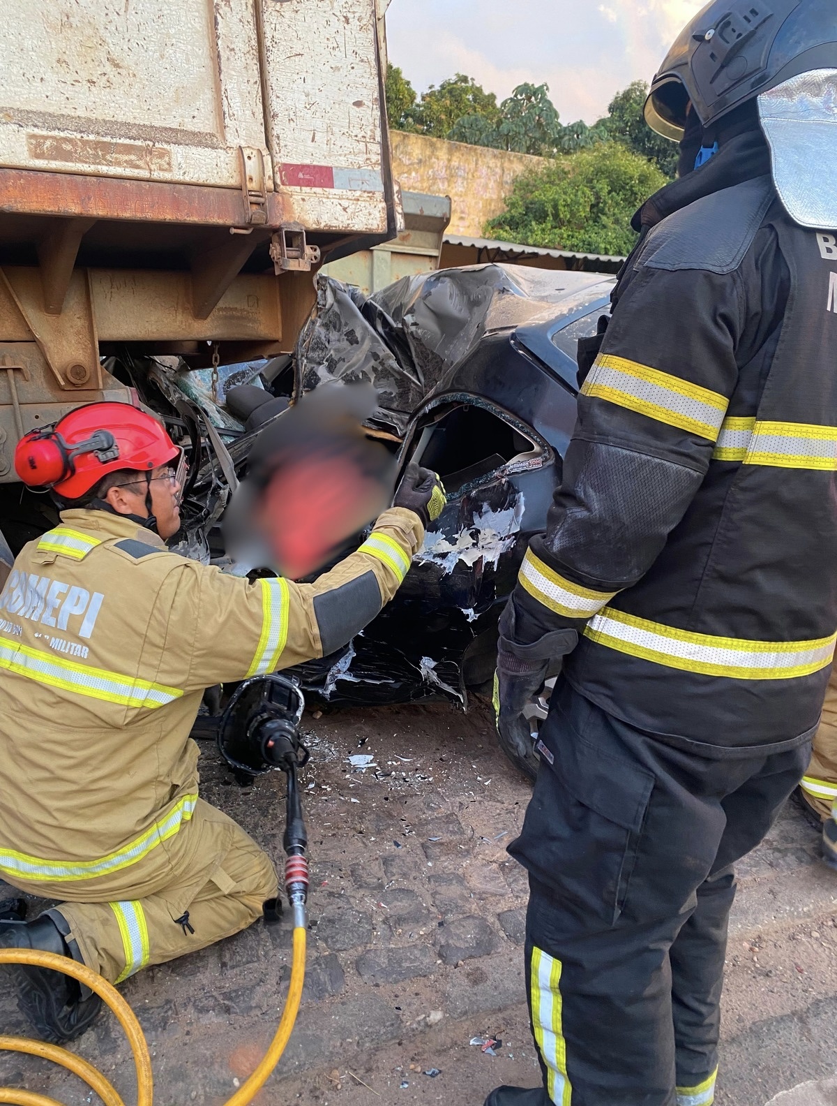 Corpo de Bombeiros esteve no local