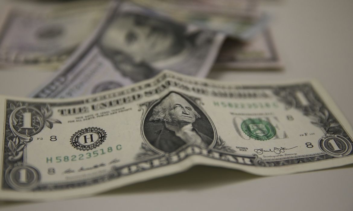 Dólar
