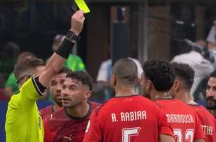 Federação Egípcia contesta decisões da arbitragem e pede investigação à Fifa após eliminação. (Foto: Reprodução)