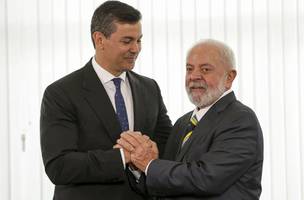 Lula e Santiago Peña conversaram após declarações sobre a Guerra da Tríplice Aliança gerarem tensão diplomática. (Foto: Marcelo Camargo/Agência Brasil)