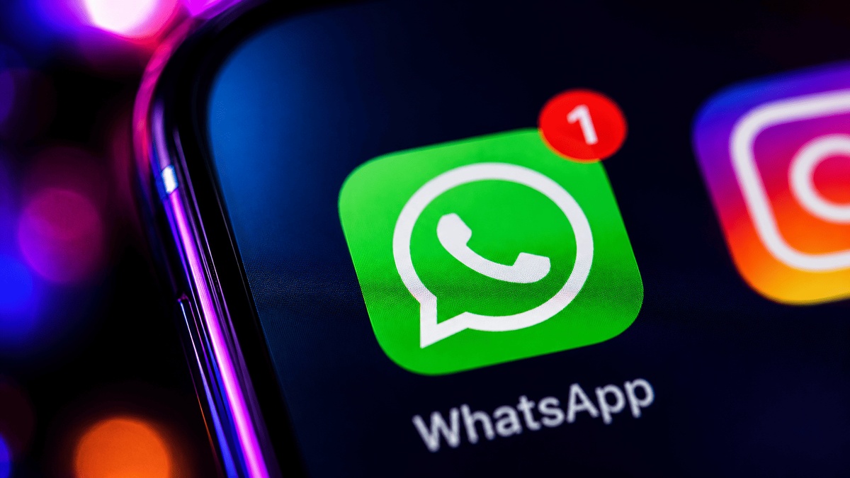 Novo recurso do WhatsApp permite iniciar conversas sem divulgar o número de telefone.