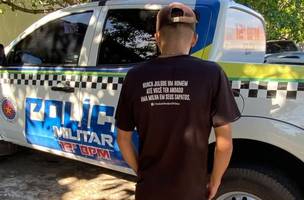 O suspeito foi preso em flagrante (Foto: Polícia Militar do Piauí)