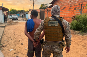 Operação prendeu suspeitos e apreendeu armas, drogas e dinheiro no litoral do Piauí (Foto: Divulgação / SSP-PI)