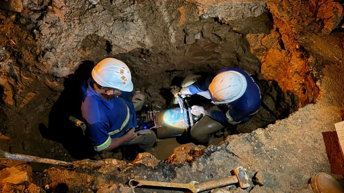 Reparo em adutora da Águas do Piauí em Picos