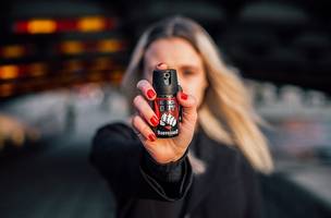 Spray de pimenta é liberado para mulheres maiores de 18 anos (Foto: Foto: Björn Hansson/Wikimedia)