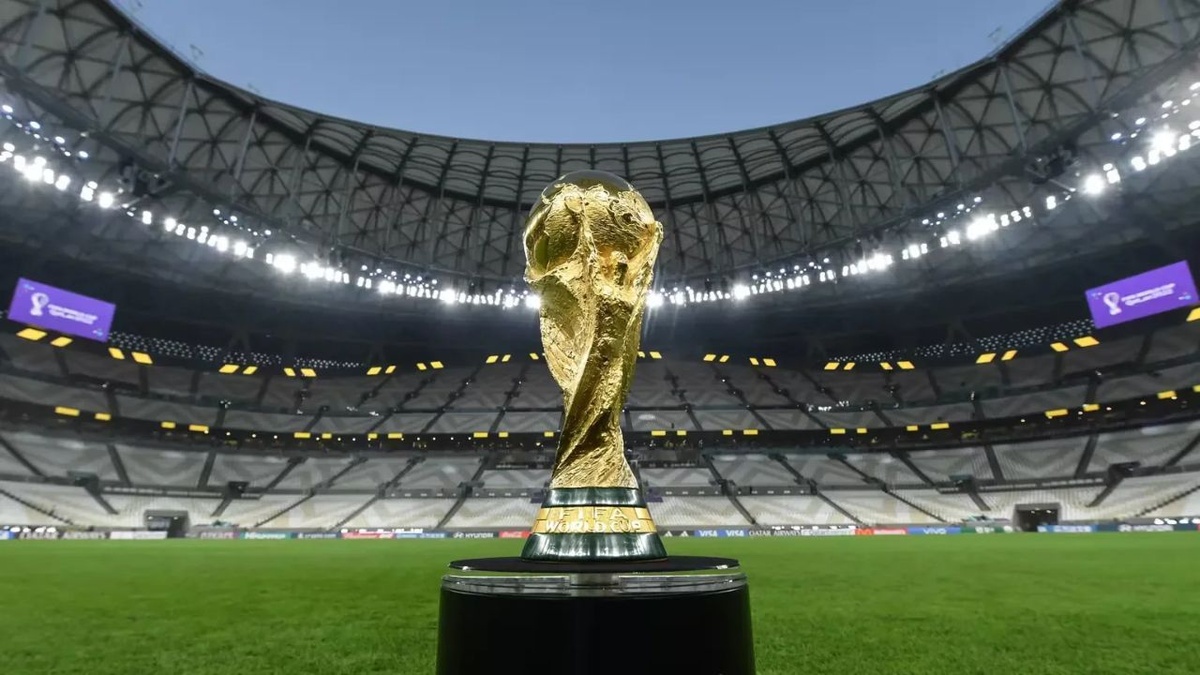 Uefa ameaça retirar seleções de torneios da Fifa em meio a impasse sobre direitos comerciais da Copa do Mundo.